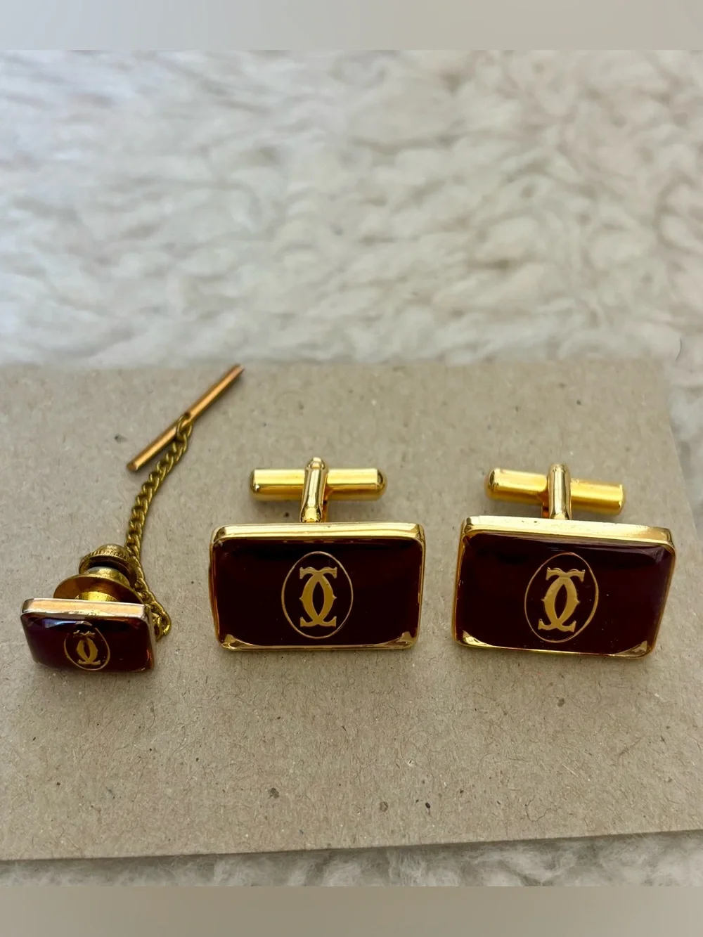Cartier 2C Bordeaux Gold Set of  Tie pin & Cufflinks 1” x .75”